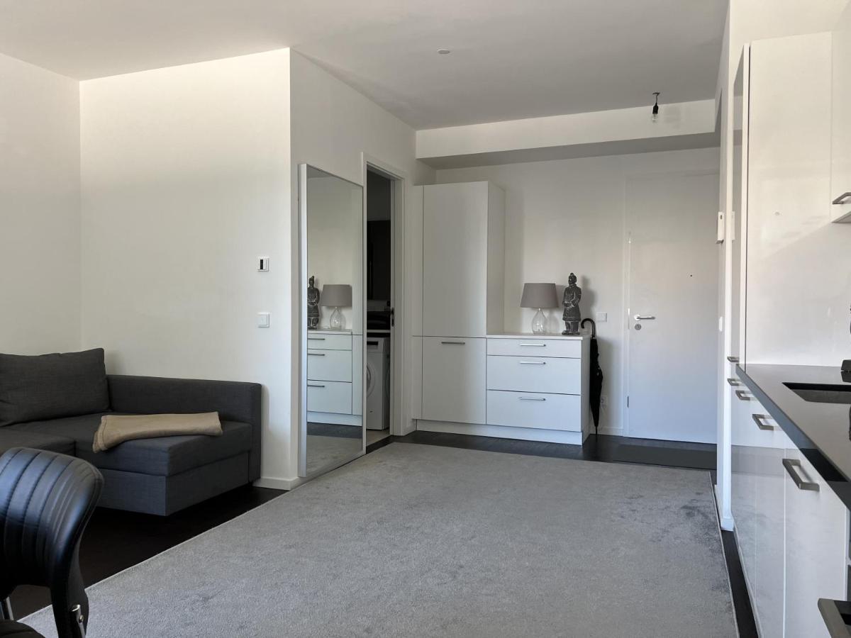 Luxury Waterfront Apartment Берлин Экстерьер фото